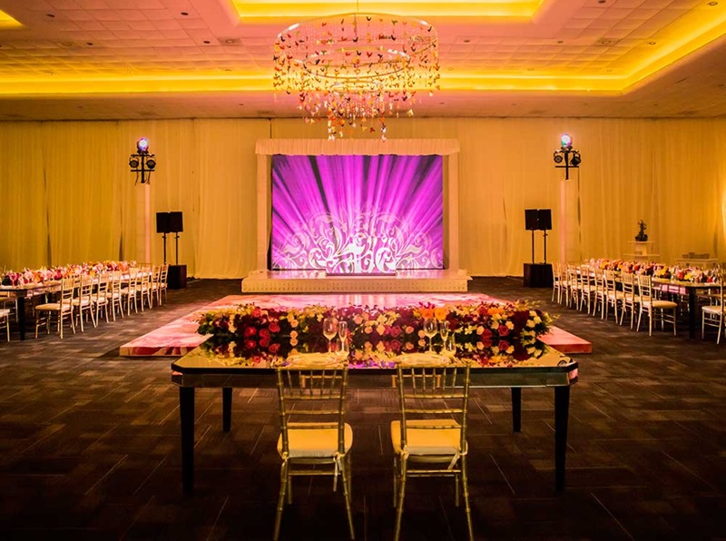 màn hình led sân khấu tiệc cưới