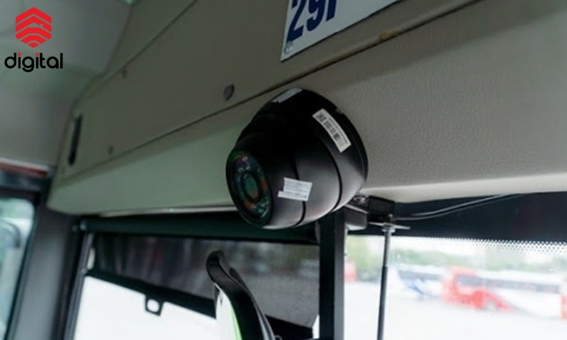 lắp đặt camera trên xe khách